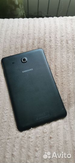 Планшет samsung t561