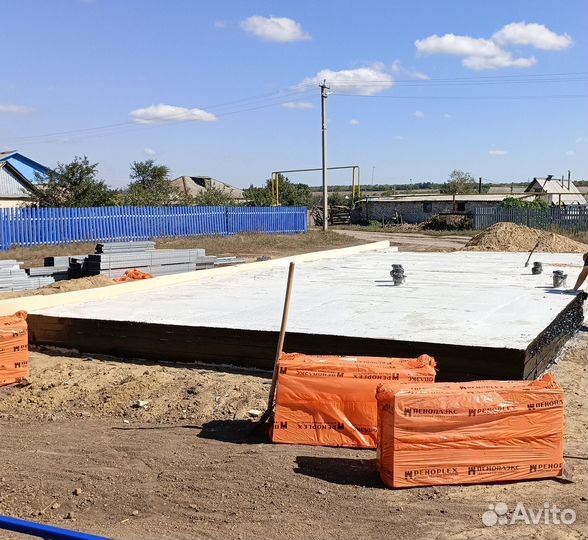 Бригада строителей