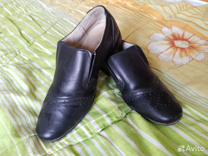 Туфли мужские 33 размер
