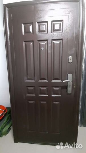 Дверь входная 96 левая