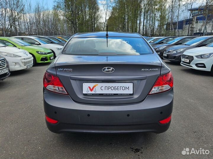 Hyundai Solaris 1.4 AT, 2014, 176 181 км