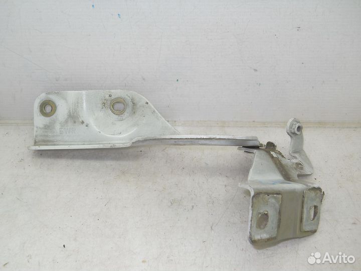 Петля капота правая ниссан альмера г 15