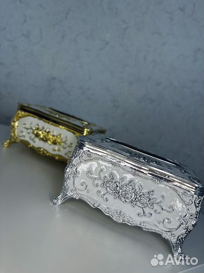 Шикарная салфетница