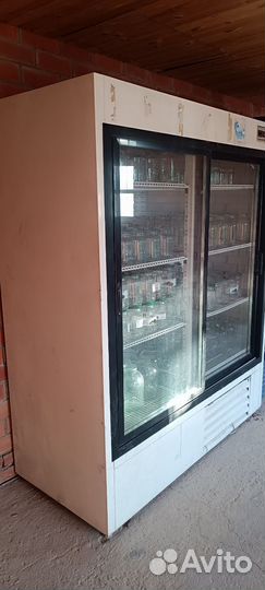 Холодильник для магазина