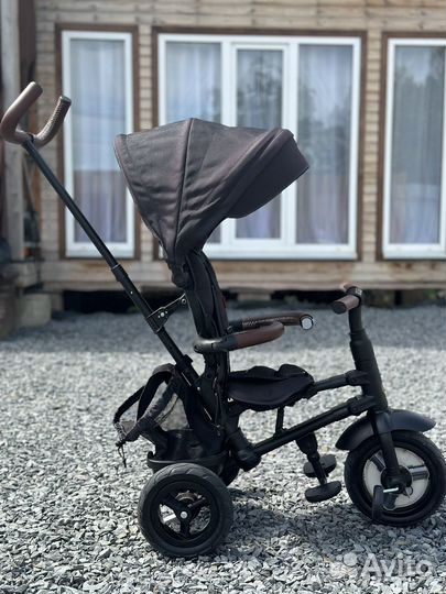 Трехколесный велосипед с ручкой управления