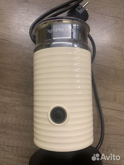 Прибор для взбивания молоко Nespresso