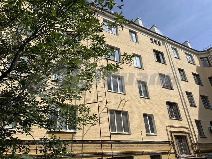 4-к. квартира, 74 м², 5/5 эт.