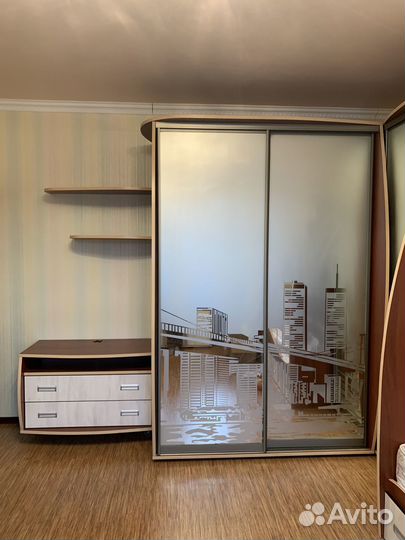Шкаф купе с комодом / бу