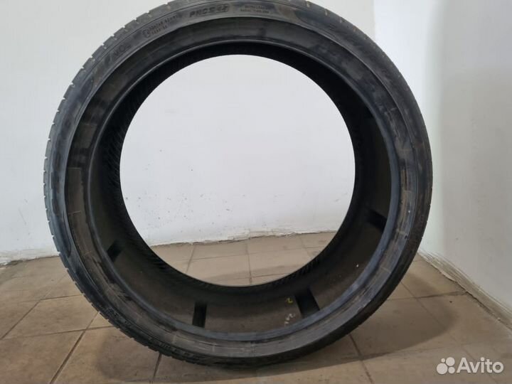 Pirelli P Zero 245/35 R21