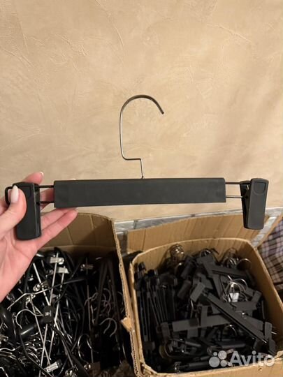 Вешалки плечики