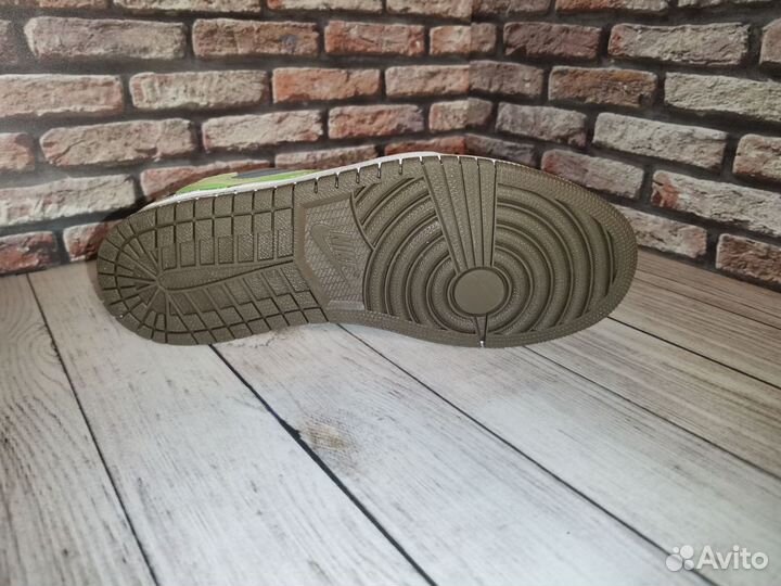 Nike air jordan 1 low travis Scott 42-44 размер