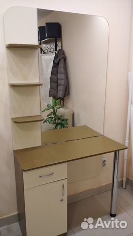 Зеркало с тумбой для парикмахера