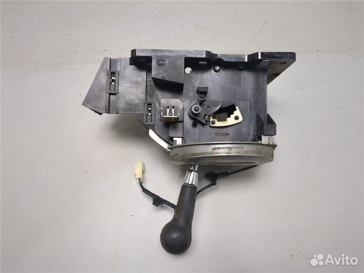 Кулиса кпп Mitsubishi Galant, 2004