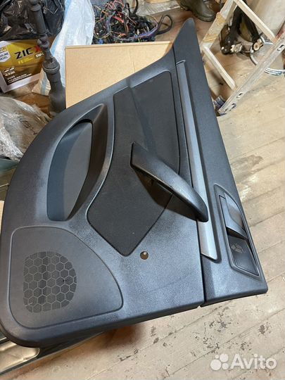 Обшивка задней левой двери шкода октавиа А7