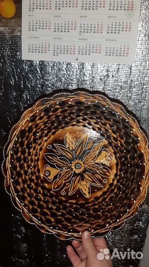 Деревянная тарелочка