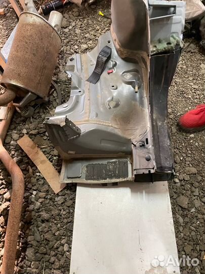 Сапожок крыла заднего левого Mazda CX 5 бу оригина