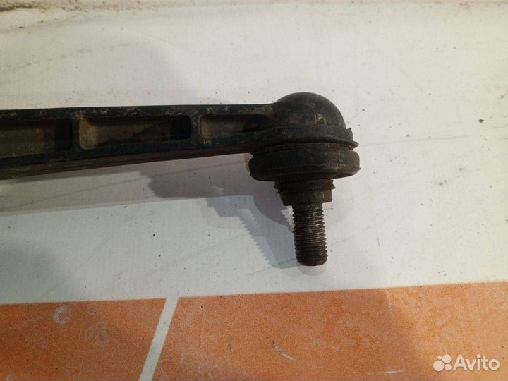 Стойка стабилизатора передняя Opel Astra H