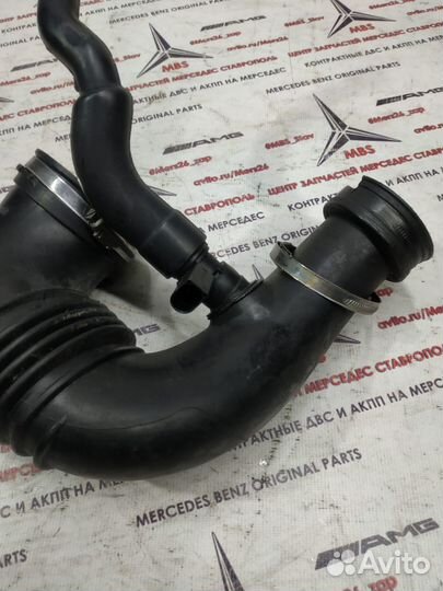 Патрубок воздушного фильтра OM646 w203 Mercedes