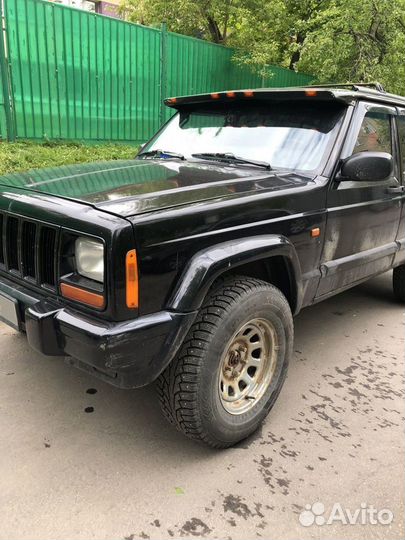 Jeep Cherokee 4.0 AT, 1993, 241 996 км