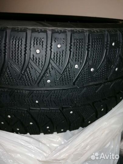 Bridgestone Ice Cruiser 7000 255/45 R18 T
