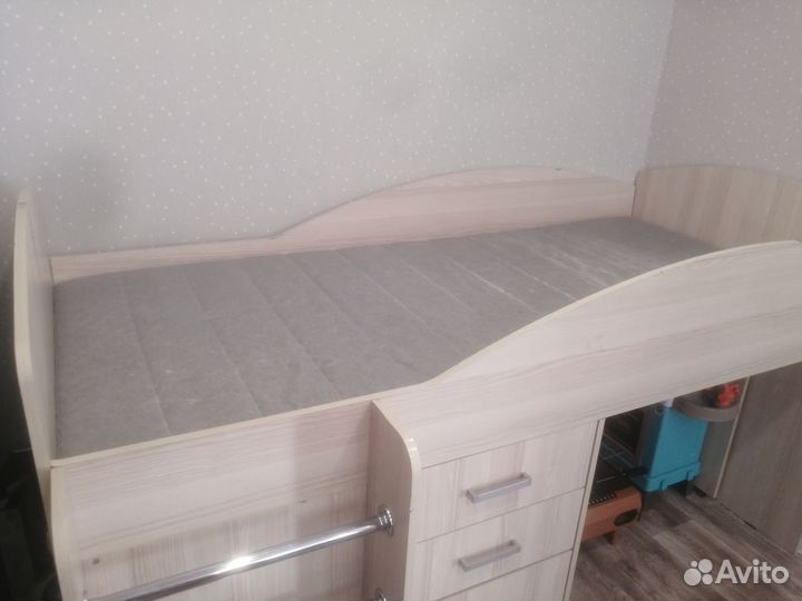 Кровать детская