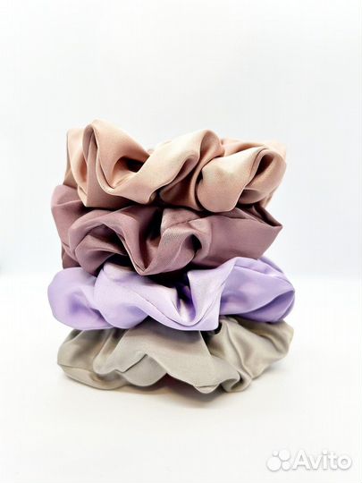 Атласная резинка для волос