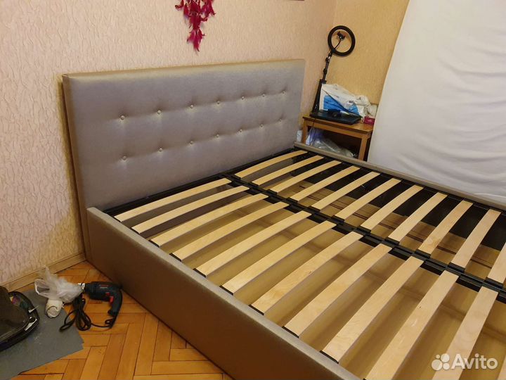 Ремонт и перетяжка мягкой мебели на дому