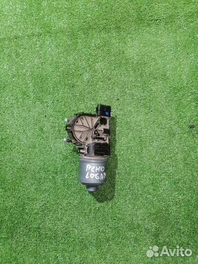 Моторчик стеклоочистителя передний Renault Logan