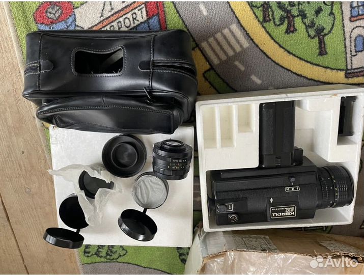 Кинокамера Зенит