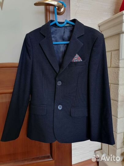 Школьный костюм на мальничка (пиджак+брюки)