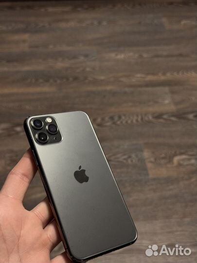 iPhone 11 Pro, 64 ГБ