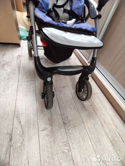 Коляска прогулочная складная
