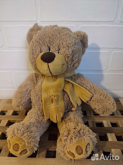 Плюшевый медведь