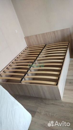 Кровать двуспальная 160х200 