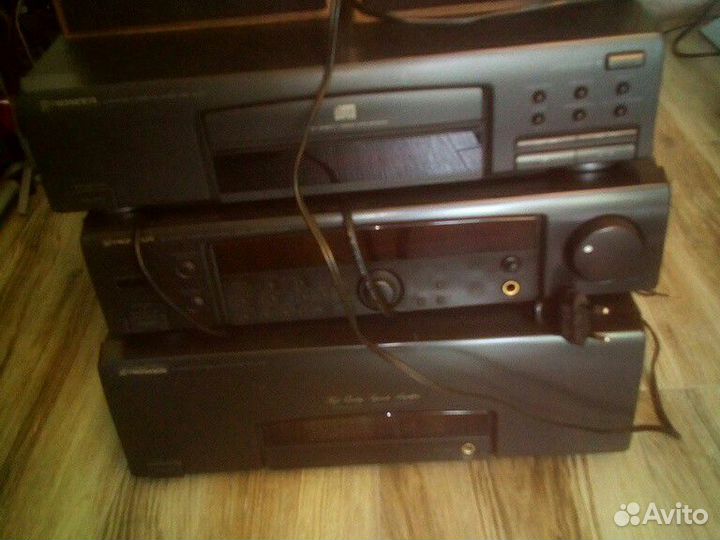 Музыкальный центр