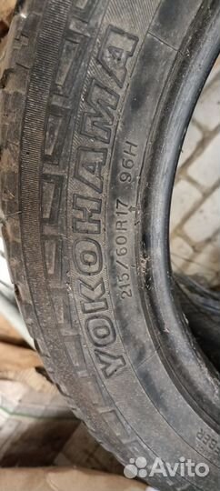 Yokohama Geolandar A/T-S G012 215/60 R17 98H