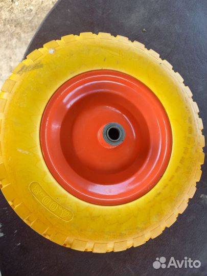 Колесо для тачки