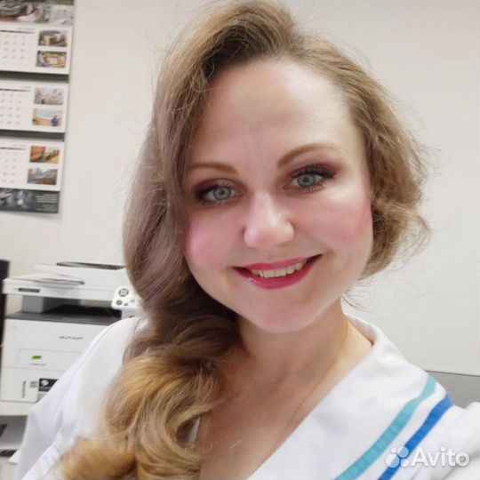 Оператор call-центра или администратор на дому со