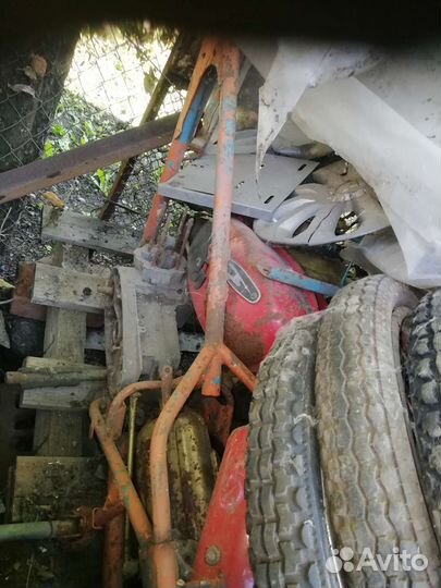 Продаю покрышки новые СССР на мопед Карпаты