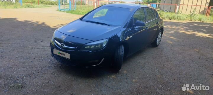 Opel Astra GTC 1.6 AT, 2013, 129 000 км