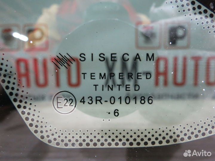 Форточка задняя левая LADA Vesta