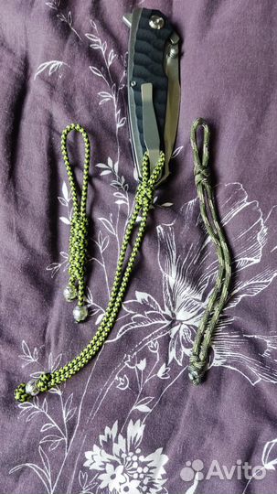 Темляк из парокорда Череп