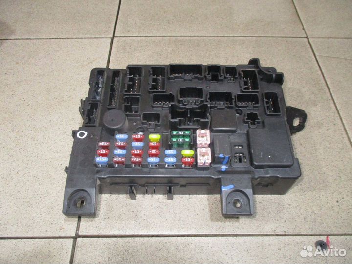 Блок предохранителей Mitsubishi Outlander (GF)
