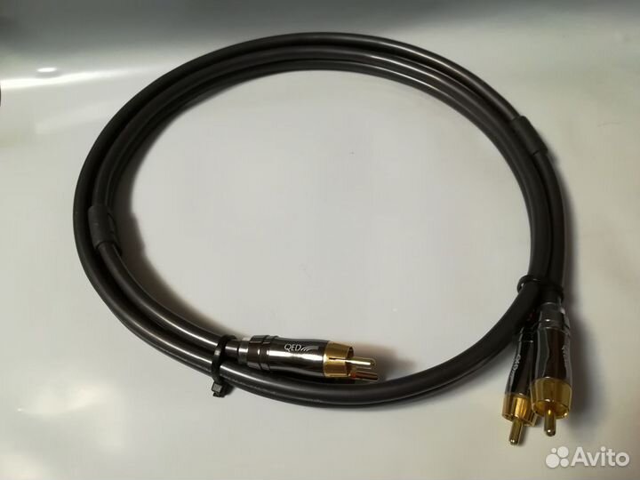 Кабель QED Performance Audio RCA-RCA 1.0 m
