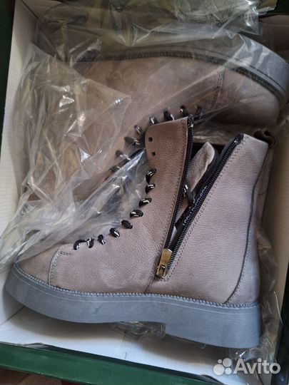 Новые турецкие демисезонные ботинки кожаные нубук