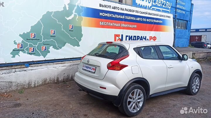 Накладка заднего крыла левого Nissan Juke (F15) 78