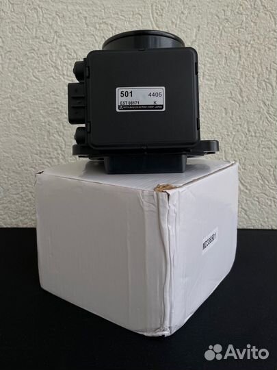 Датчик расхода воздуха 501 E5T08171 Mitsubishi