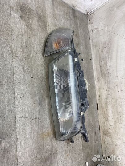 Фара правая Nissan Almera