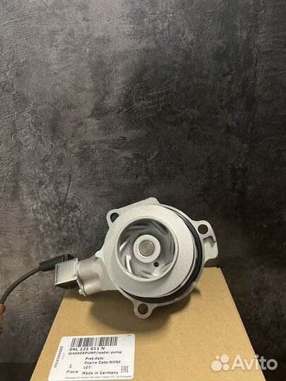 04L121011N Насос водяной / помпа VAG
