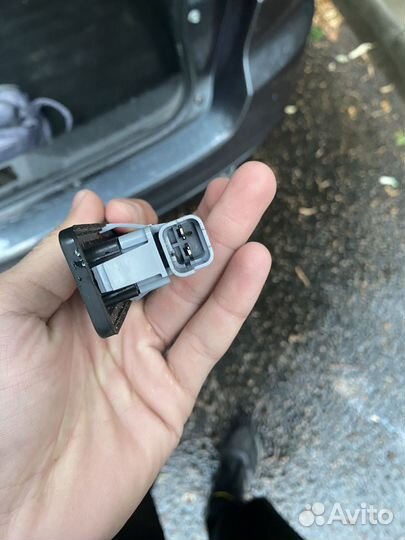 Кнопка открывания багажника LADA granta